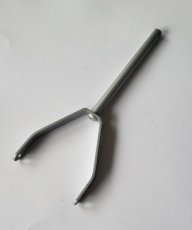 Rear pivot fork assembly